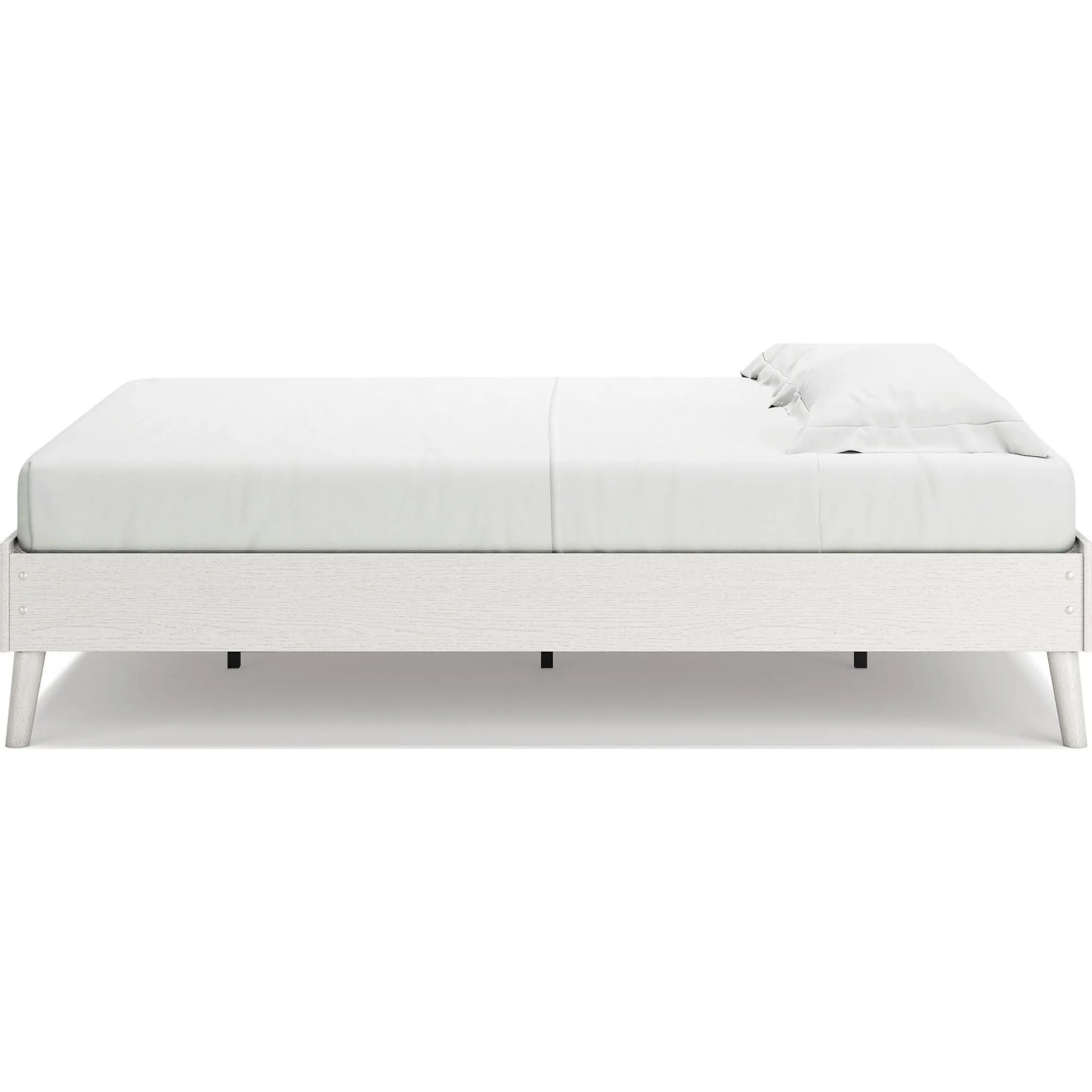 Aprilyn Queen Platform Bed - White