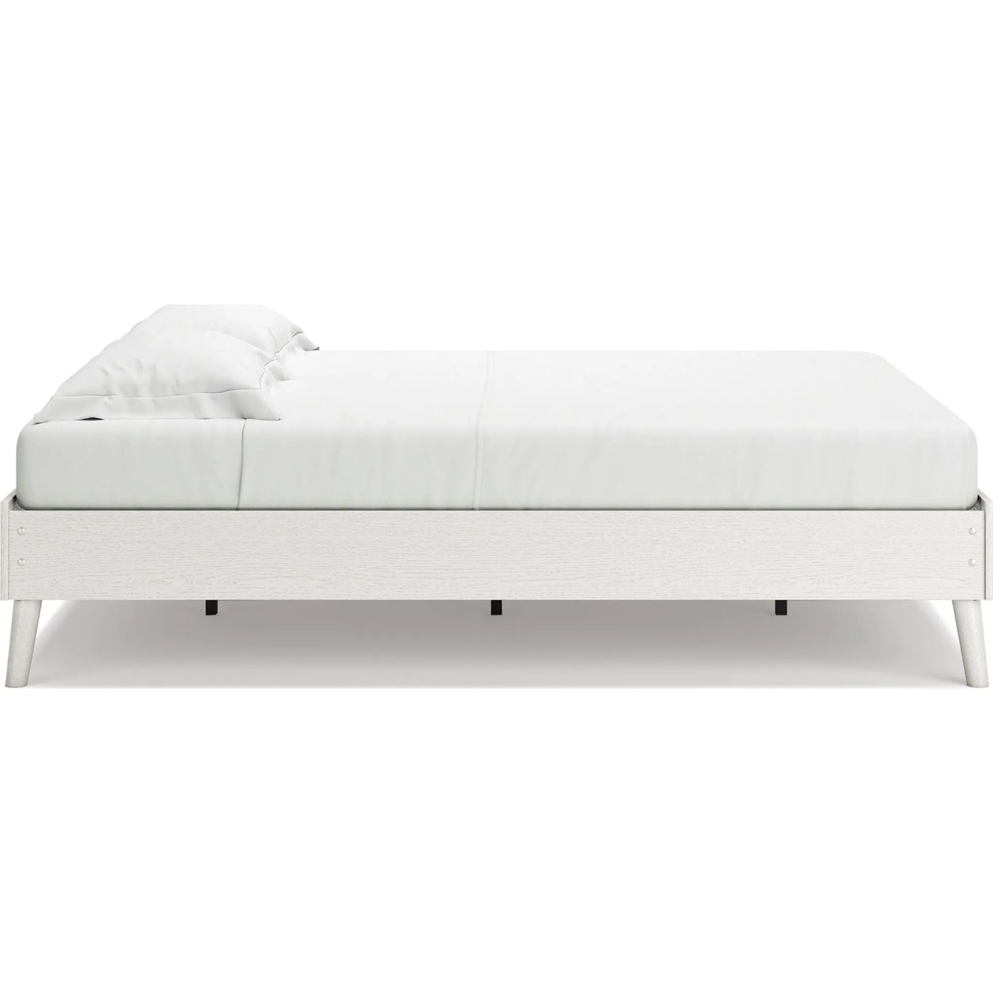Aprilyn Queen Platform Bed - White