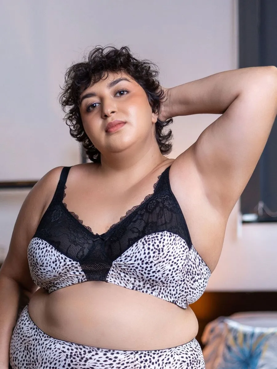 Lydia - Non Wired Lace Bra in Snow Leopard