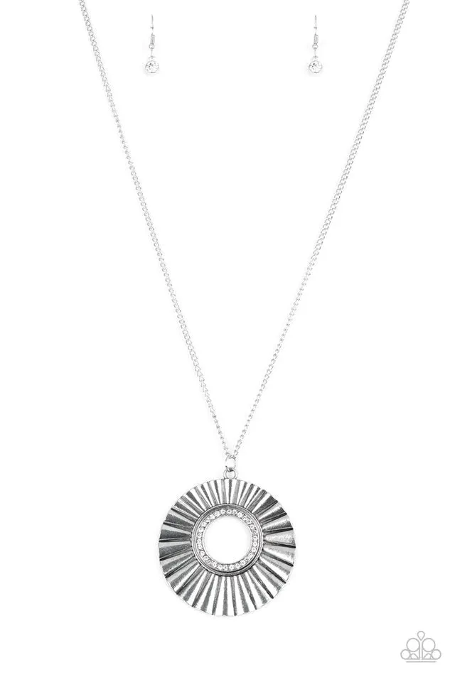 Paparazzi Chicly Centered - White Necklace